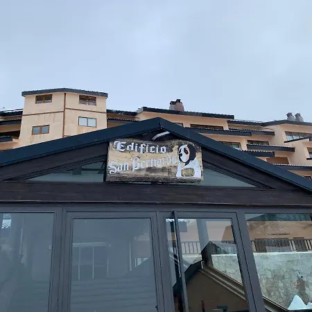 San Bernardo & Garage & Wifi 塞拉内华达